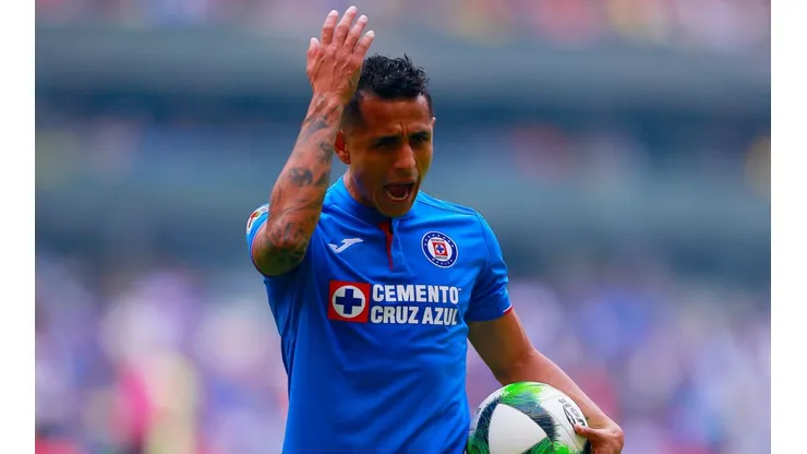 ¿Por qué Cruz Azul busca un nuevo volante defensivo?