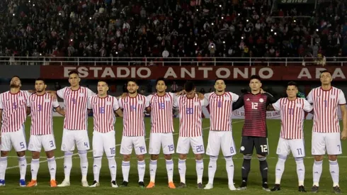 Juan Escobar en el once titular de Paraguay.