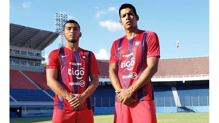 Cristian Riveros llena de elogios a Juan Escobar: "Se partirá la madre en Cruz Azul"