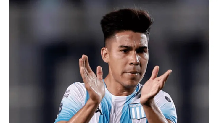 Guillermo Fernández en el partido de Estudiantes.