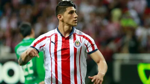 Chivas no ha recibido ofertas de Cruz Azul por el fichaje de Alan Pulido