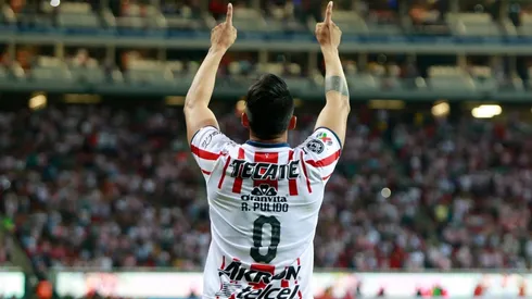 Bombazo: Mediotiempo asegura que Cruz Azul ofertó por Alan Pulido