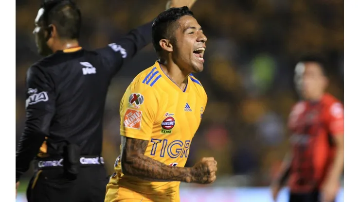 Reportan que Javier Aquino está en el radar de Cruz Azul para el Apertura 2019