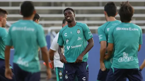 Djaniny complica su llegada a Cruz Azul y es pretendido por clubes de la Premier League