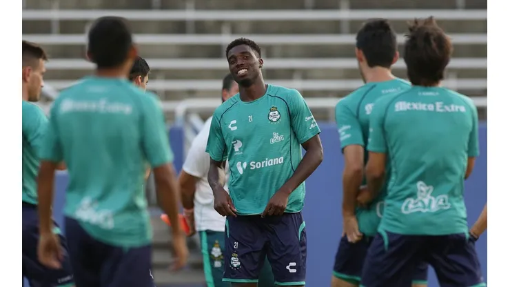 Djaniny complica su llegada a Cruz Azul y es pretendido por clubes de la Premier League