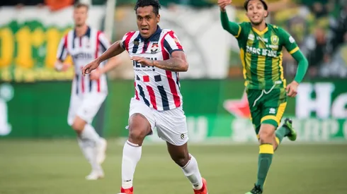 Renato Tapia se despidió de Holanda.