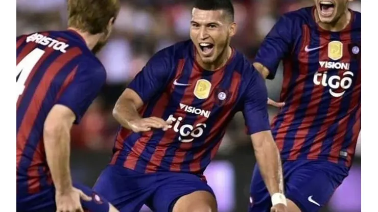 Directivo de Cerro Porteño: "Juan Escobar se queda por ahora"