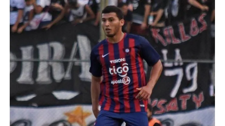 ¿Qué retrasa la oficialización de la llegada de Juan Escobar a Cruz Azul?