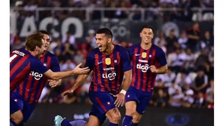 Mánager de Cerro Porteño confirma que Juan Escobar no llegará a Cruz Azul