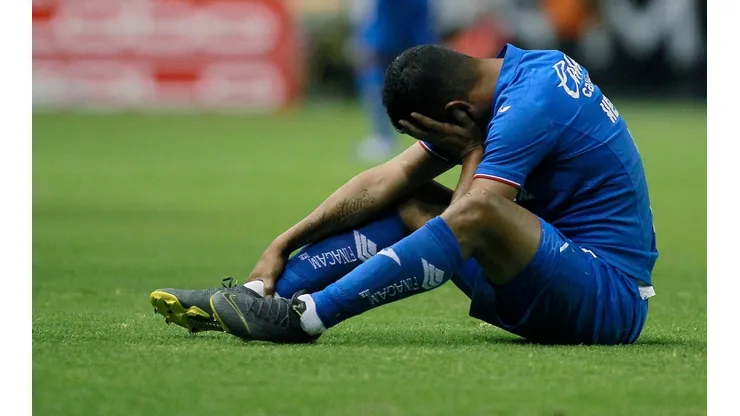 Malas noticias: Elías Hernández abandonó la concentración de Cruz Azul
