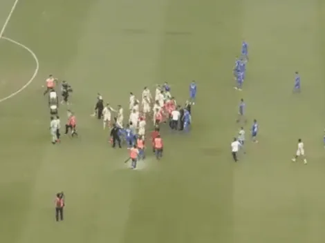 La pelea entre Guillermo Allison y Nicolás Castillo al final de Cruz Azul vs América