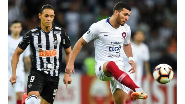 Juan Escobar juega en Cerro Porteño.