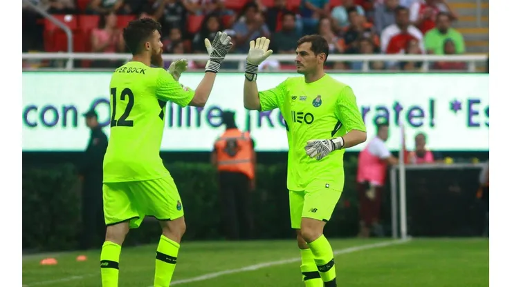 Cruz Azul envía saludo a Iker Casilla, quien sufrió un infarto esta mañana