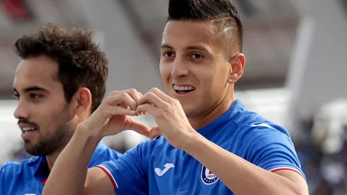 Alvarado anotó dos goles esta tarde.