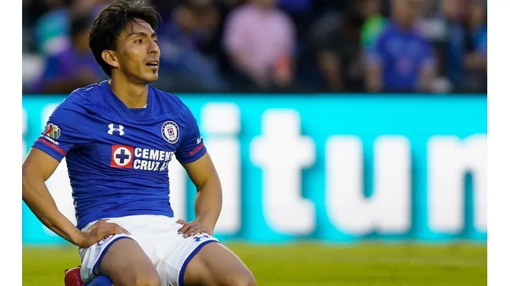 Mena explicó por qué no pudo brillar en Cruz Azul