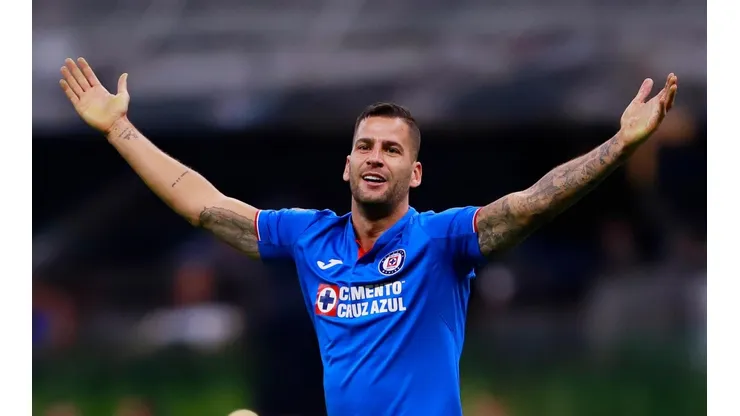 Méndez se quedará en Cruz Azul.
