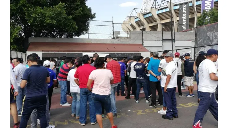 Las taquillas del Estadio Azteca.