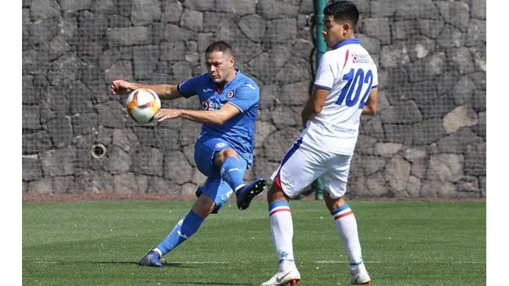 Cruz Azul derrotó a CAZ Hidalgo.
