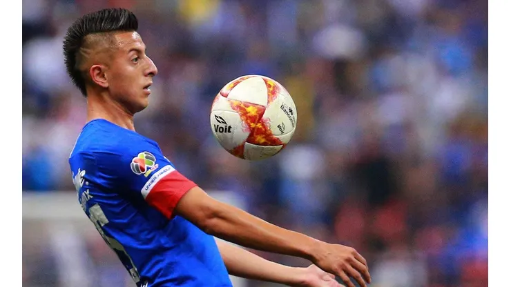Roberto Alvarado titular en México ante Paraguay