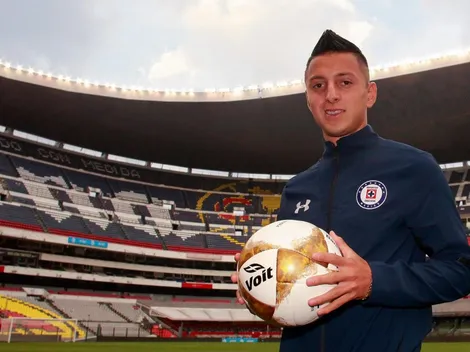 Roberto Alvarado tuvo participación en victoria de México sobre Paraguay