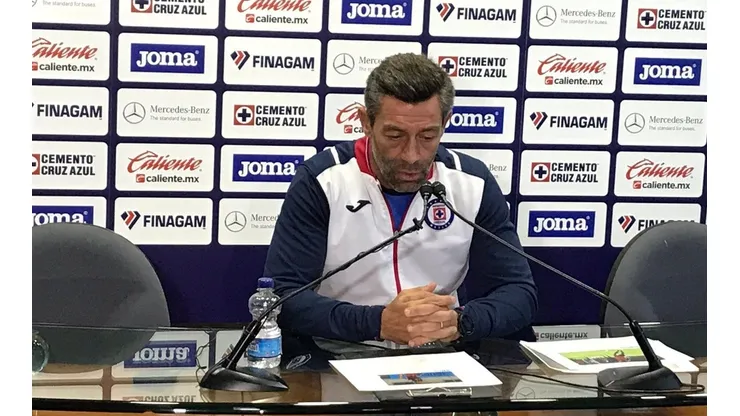 Pedro Caixinha atendió a los medios hoy.