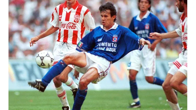 El otrora defensor jugó por Cruz Azul entre 1994 y 2002