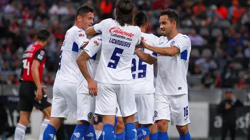 Cruz Azul recibe a Pachuca.