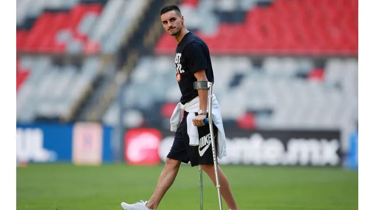 Eustáquio se lesionó en su debut.
