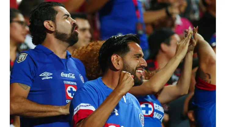 Los aficionados de Cruz Azul exigen resultados