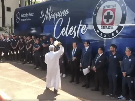 La bendición de Dios: Cruz Azul fue bendito por un Padre para ir por la novena estrella