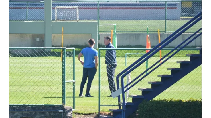 Ricardo Peláez y Pedro Caixinha hablaron hoy.