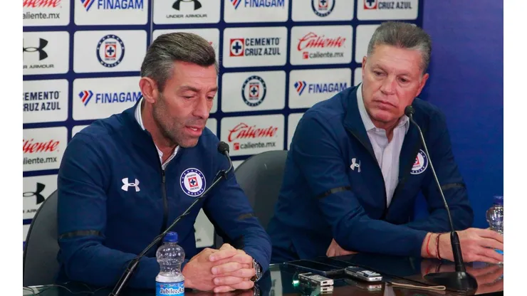 Pedro Caixinha podría salir de la Máquina.