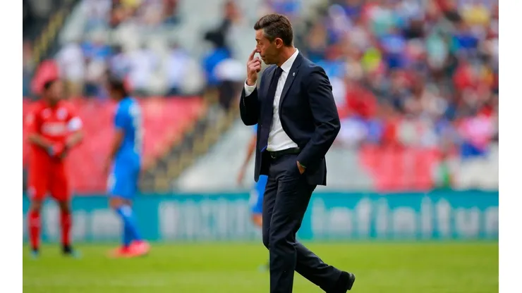 Pedro Caixinha bajó en el ranking.