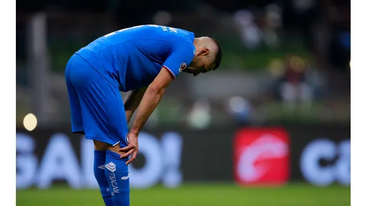 Aguilar se lamentó por su error.
