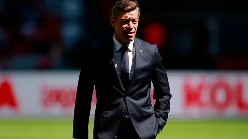 Siguen los problemas para Caixinha en La Noria