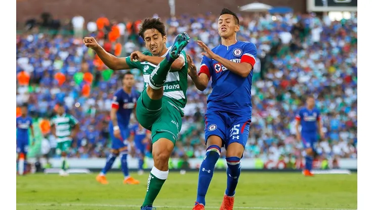 Cruz Azul recibirá a Santos Laguna este sábado.