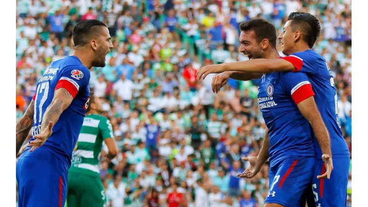 Cruz Azul recibirá a Santos Laguna este sábado.