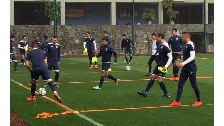 Pablo Aguilar entrenó a la par hoy.