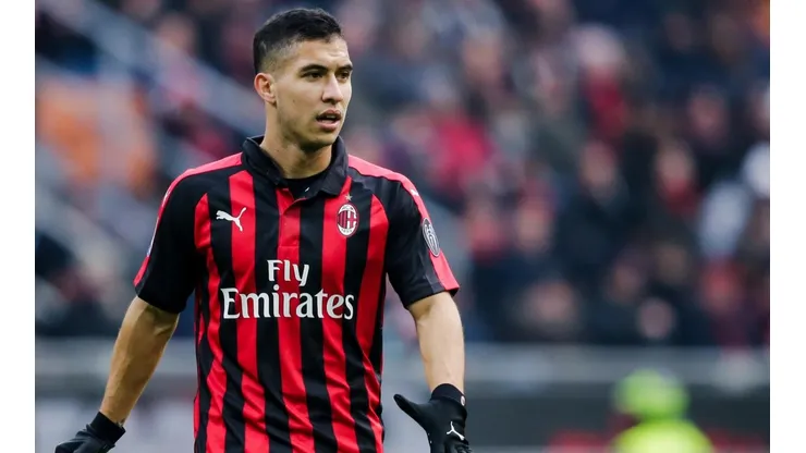 Mauri milita en el AC Milan.