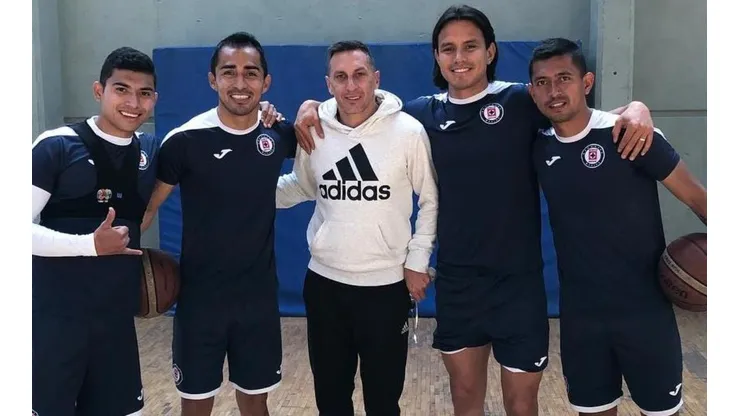 El "Chaco" aprovechó para felicitar a su ex compañero Jerry Flores
