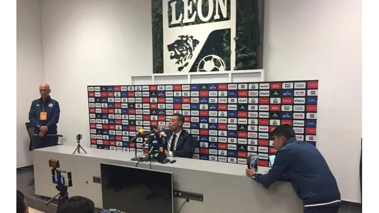 Caixinha habló con los medios esta noche.