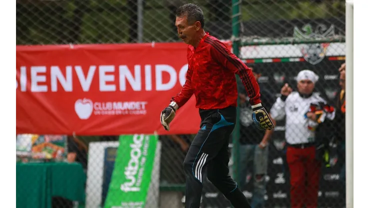 Pablo Larios está hospitalizado grave.