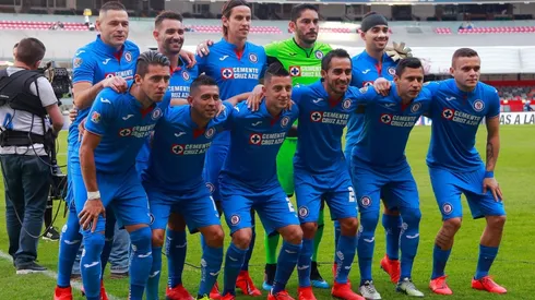 Cruz Azul tendrá que cambiar toda su formación.