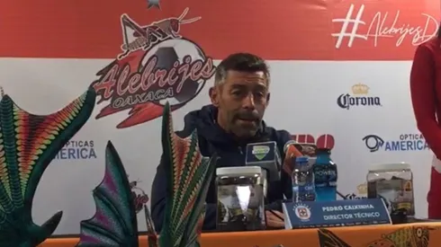 Pedro Caixinha atendió a los medios esta noche.