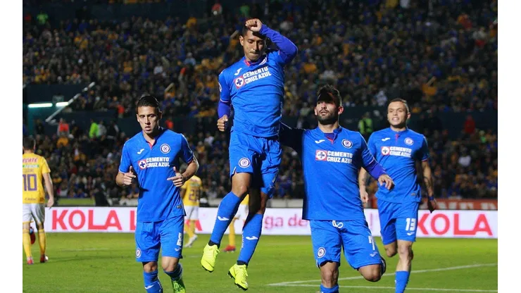 Ocho bajas tendrá Cruz Azul esta noche.