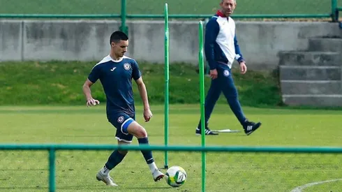 Eustáquio entrenó ayer por primera vez con Cruz Azul. (Archivo)