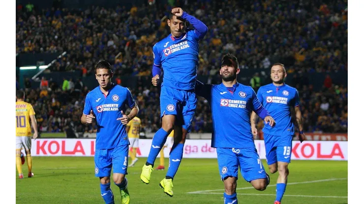 Cruz Azul volvió a los triunfos ante Tigres.