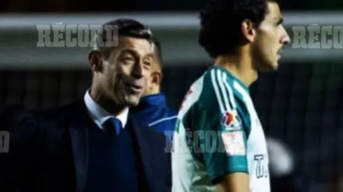 El DT fue a saludar a Nahuel Guzmán.