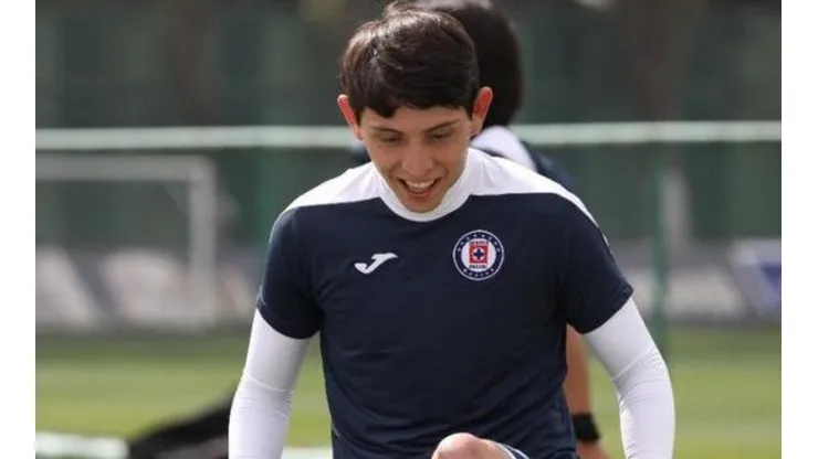 Gutiérrez entrenando con Cruz Azul. (Archivo)