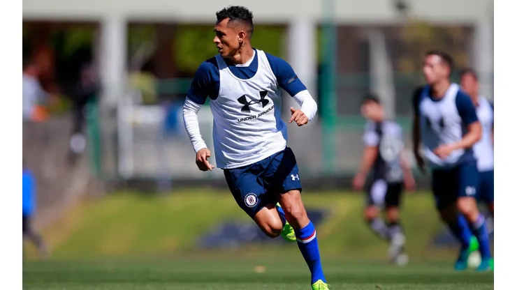 Yoshimar Yotún durante la pretemporada de Cruz Azul. (Foto: Jam Media)